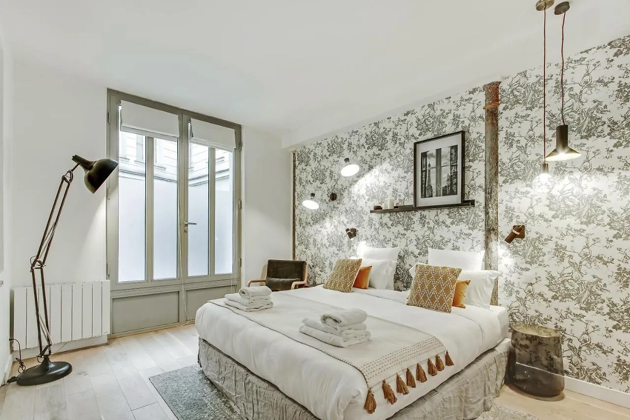 Pick A Flat's In Louvre Saint Honore *